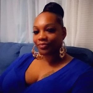 Meet your Posher, Liza